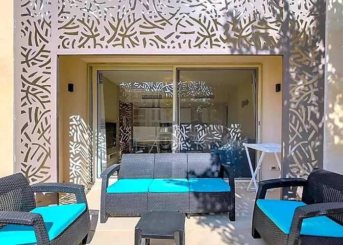Homestyle & Summery 1bdr Mangroovy Free Pool Gurdaka